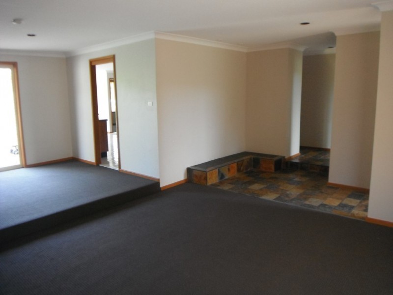 6 Elwin Road, Raymond Terrace NSW 2324