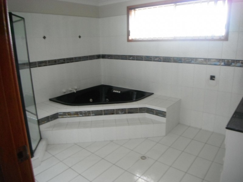 6 Elwin Road, Raymond Terrace NSW 2324