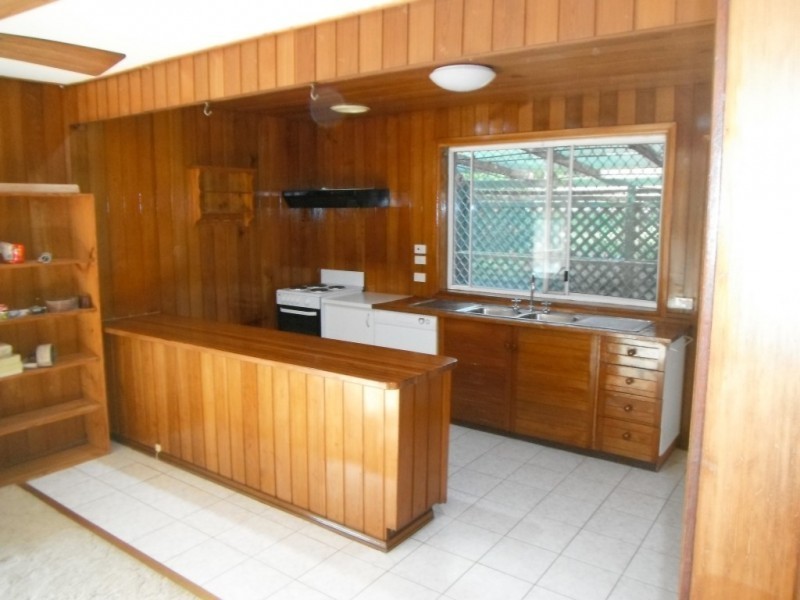 4 Barrellier Close, Raymond Terrace NSW 2324