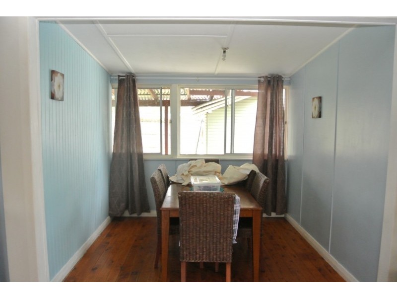 24 Elkin Avenue, Raymond Terrace NSW 2324