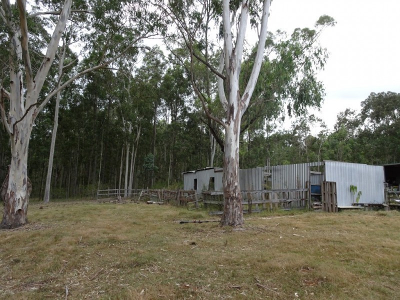 160 Six Mile Road, Eagleton NSW 2324