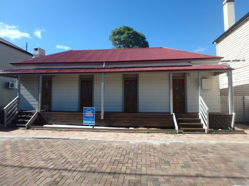 2/7 King Street, Raymond Terrace NSW 2324