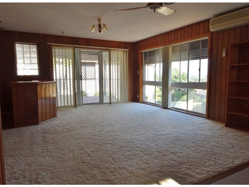 4 Barrellier Close, Raymond Terrace NSW 2324