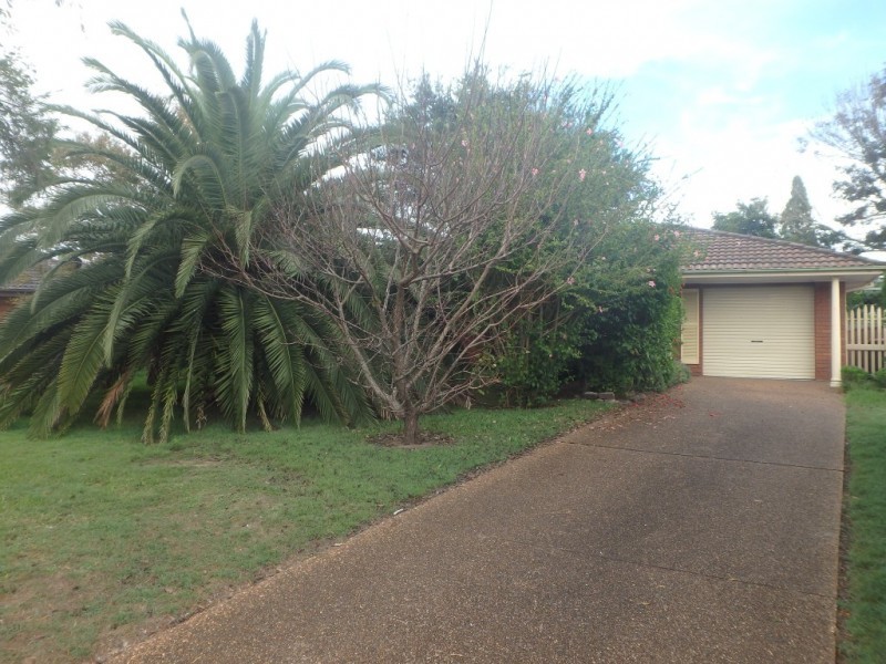 9 Oldfield Close, Raymond Terrace NSW 2324