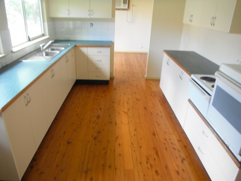 2 Silverwattle Drive, Medowie NSW 2318