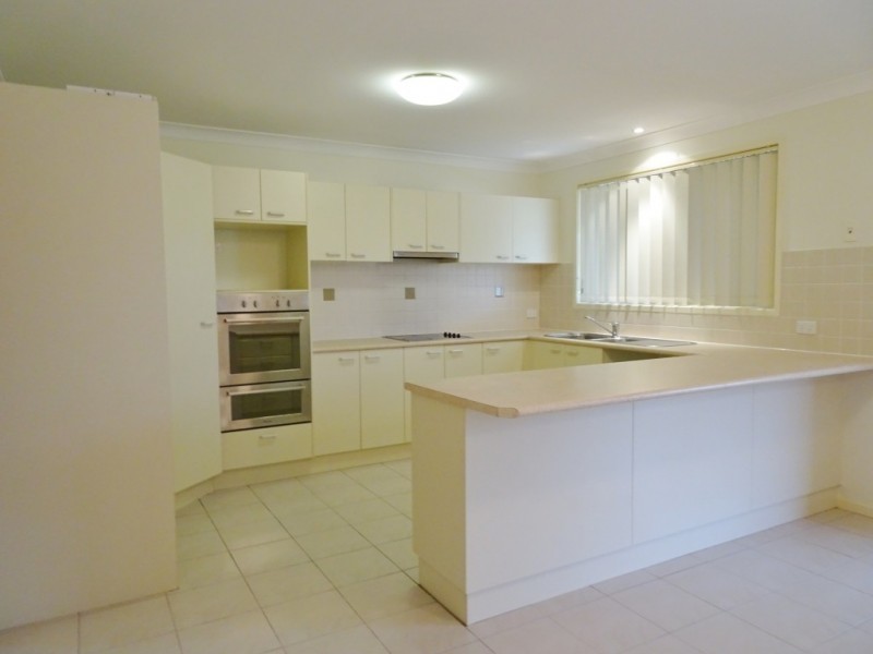 11 McPherson Place, Raymond Terrace NSW 2324
