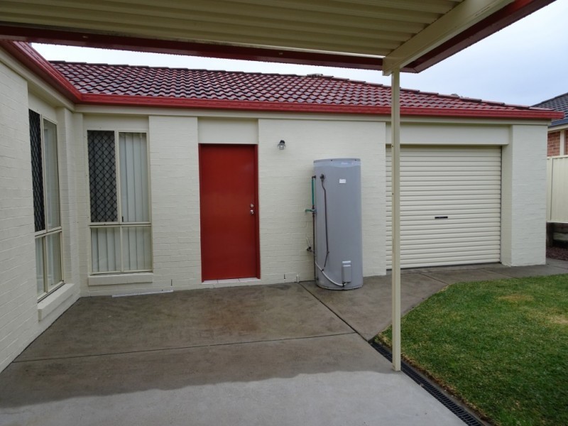 11 McPherson Place, Raymond Terrace NSW 2324