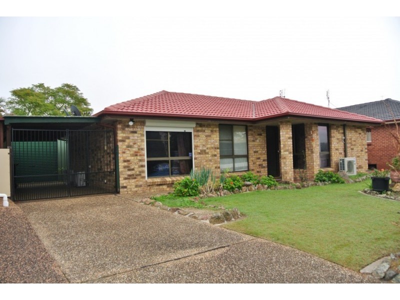6 Robert Campbell Drive, Raymond Terrace NSW 2324