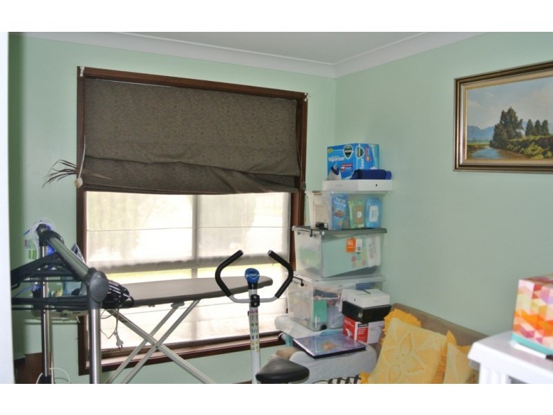 6 Robert Campbell Drive, Raymond Terrace NSW 2324