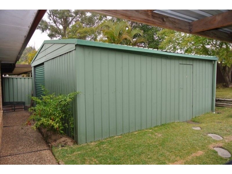 6 Robert Campbell Drive, Raymond Terrace NSW 2324