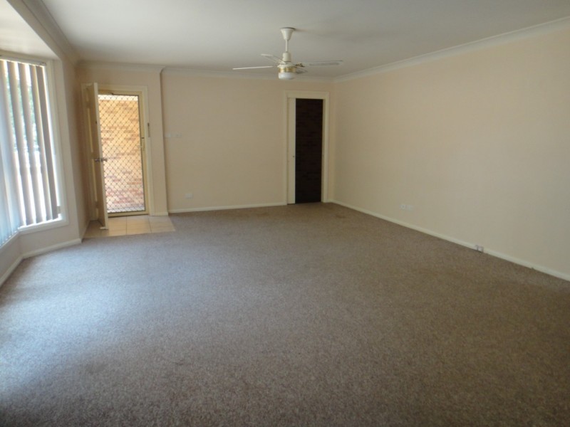 2/7 Watson Place, Raymond Terrace NSW 2324