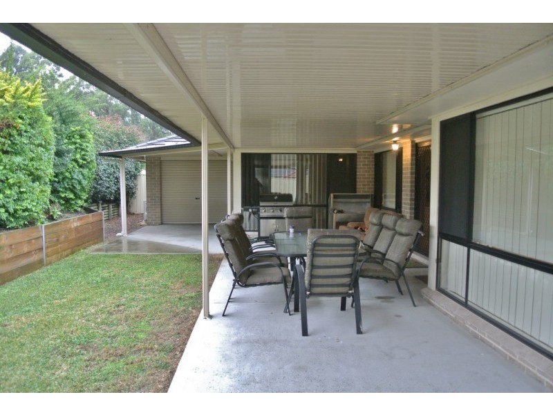 38 Creighton Drive, Medowie NSW 2318