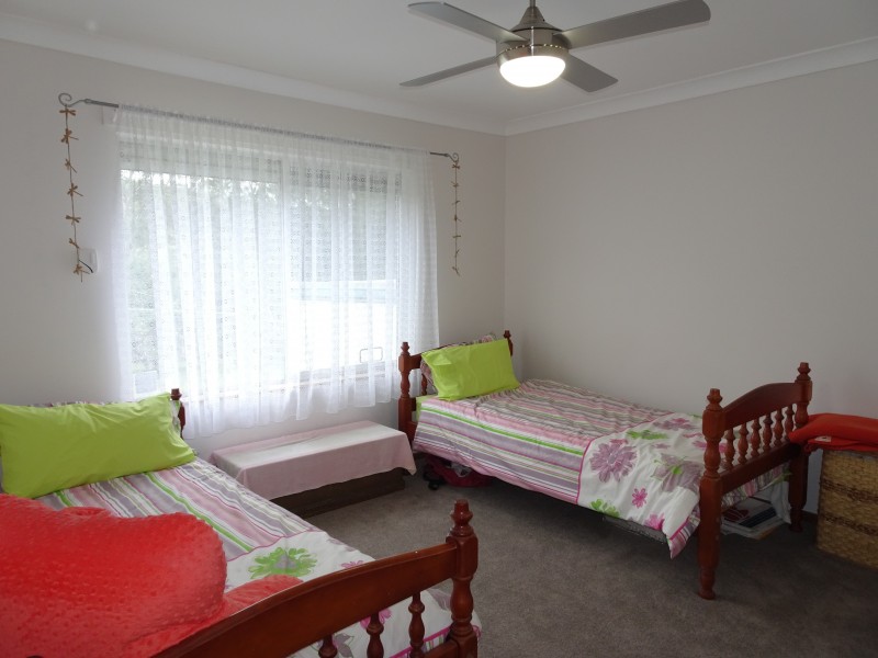 4 Scott Street, Seaham NSW 2324