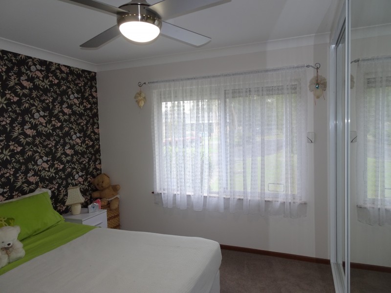 4 Scott Street, Seaham NSW 2324