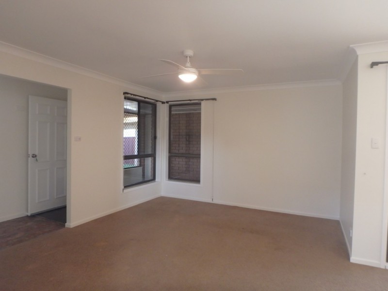 6 Clarke Close, Raymond Terrace NSW 2324