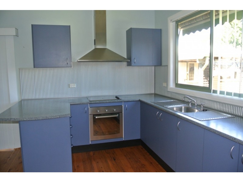 19 Cambridge Avenue, Raymond Terrace NSW 2324