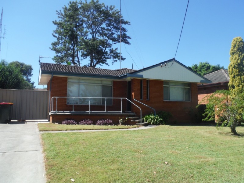 13 Parkway Avenue, Raymond Terrace NSW 2324