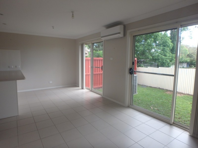 2/2a Smith Lane, Raymond Terrace NSW 2324