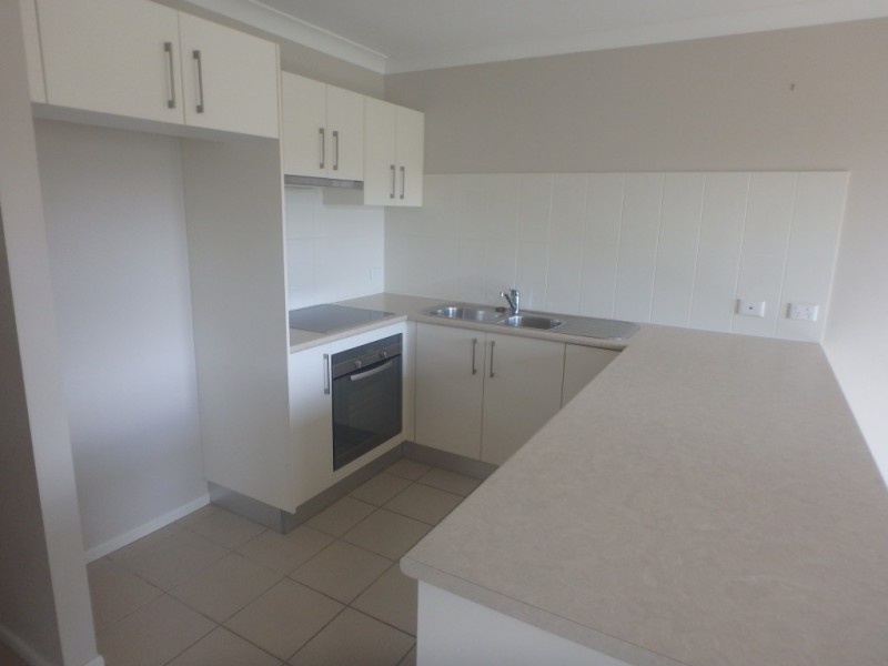 2/2a Smith Lane, Raymond Terrace NSW 2324