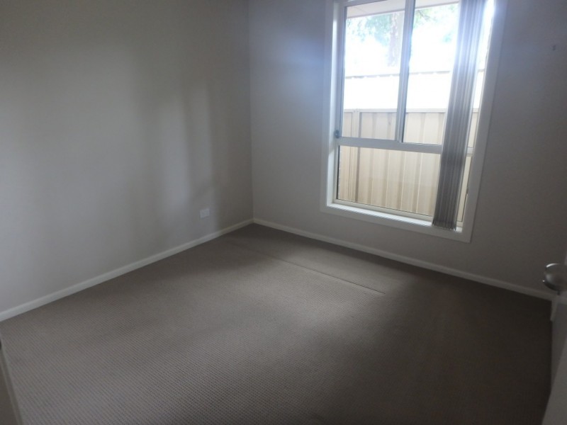 2/2a Smith Lane, Raymond Terrace NSW 2324