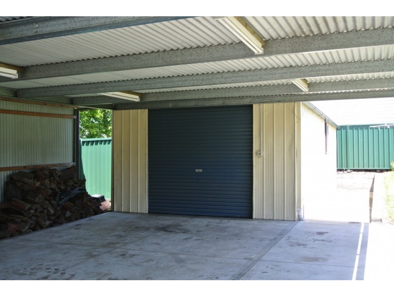 8 Dean Avenue, Raymond Terrace NSW 2324