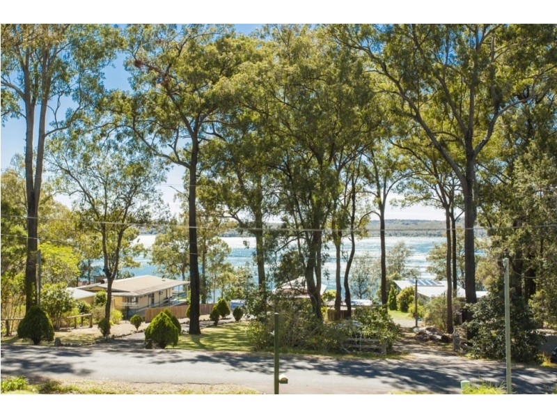 53 Cove Boulevarde, North Arm Cove NSW 2324