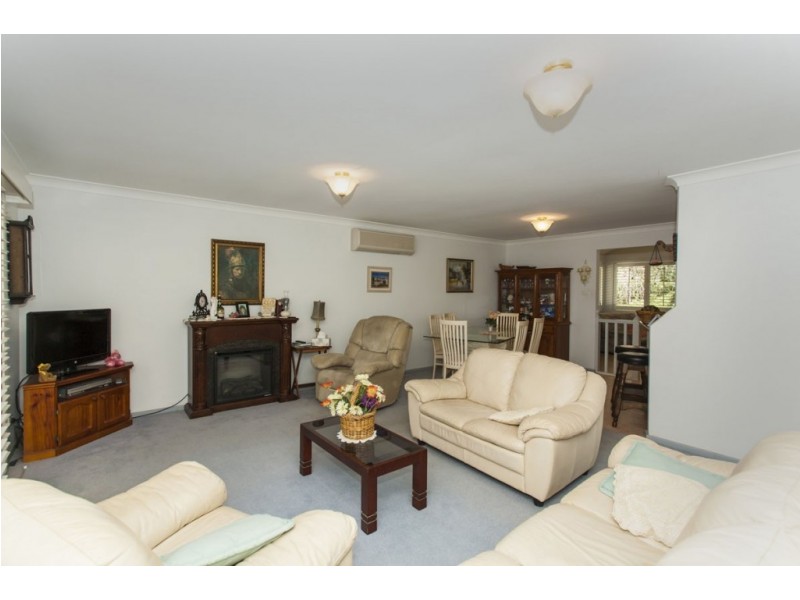 53 Cove Boulevarde, North Arm Cove NSW 2324