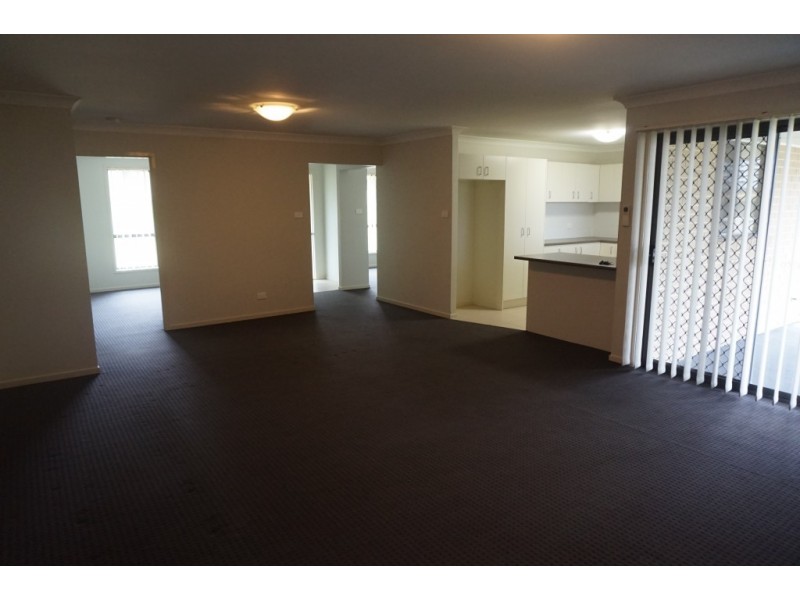 24 Closebourne Way, Raymond Terrace NSW 2324