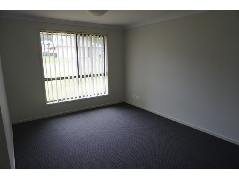 24 Closebourne Way, Raymond Terrace NSW 2324