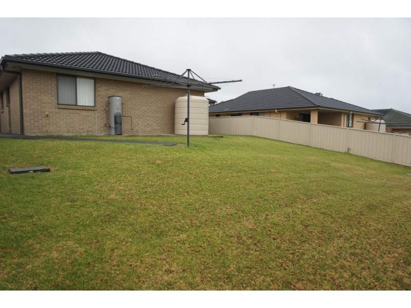 24 Closebourne Way, Raymond Terrace NSW 2324
