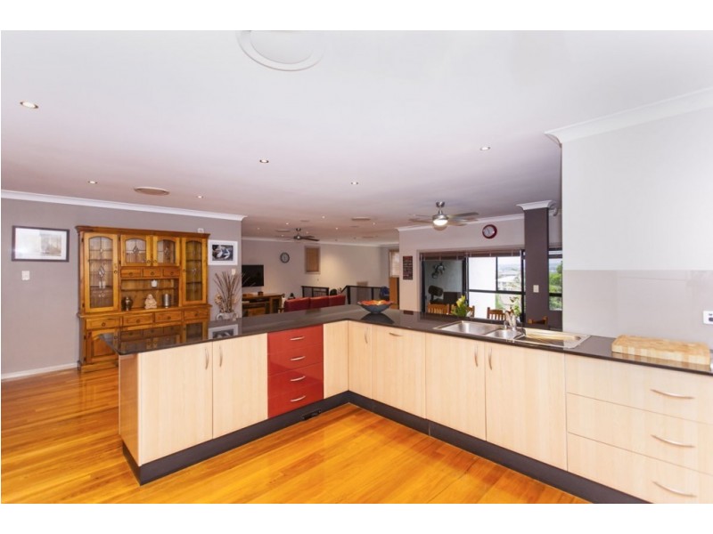 6 Barrellier Close, Raymond Terrace NSW 2324