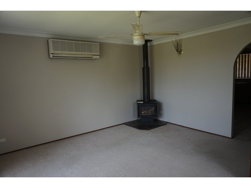 9 Garden Avenue, Raymond Terrace NSW 2324