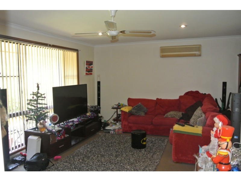 17 Chifley Drive, Raymond Terrace NSW 2324