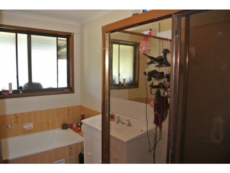 17 Chifley Drive, Raymond Terrace NSW 2324