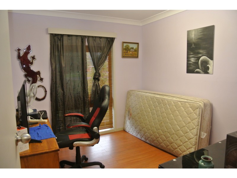 56 Chris Avenue, Salt Ash NSW 2318