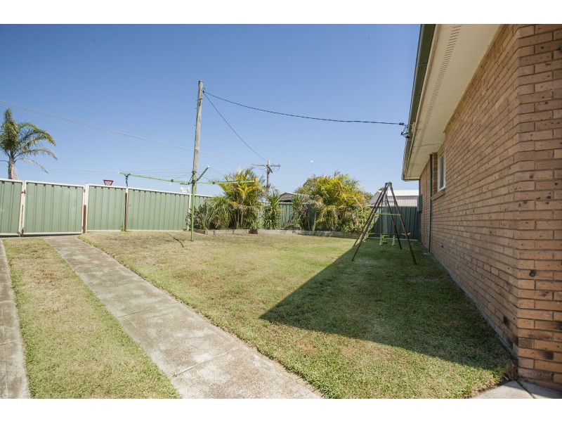 14 Walker Crescent, Raymond Terrace NSW 2324