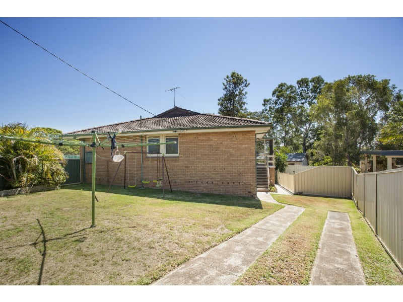 14 Walker Crescent, Raymond Terrace NSW 2324