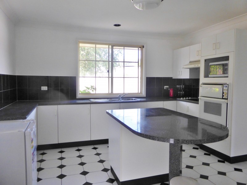 3/4-6 Eskdale Drive, Raymond Terrace NSW 2324