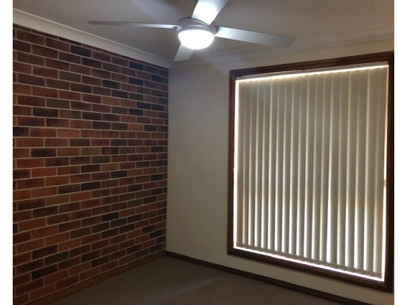 2/51 Benjamin Lee Drive, Raymond Terrace NSW 2324