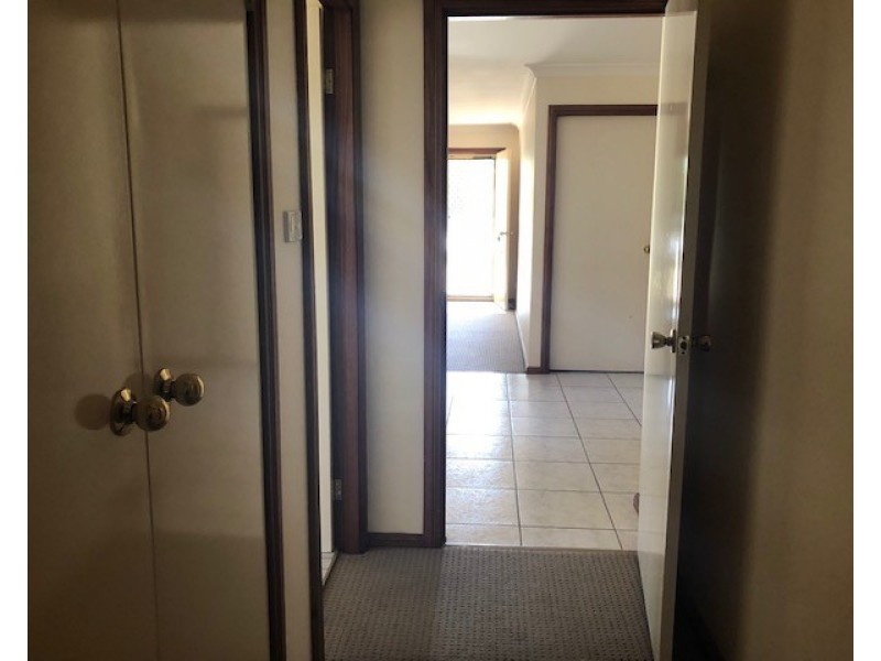 2/51 Benjamin Lee Drive, Raymond Terrace NSW 2324