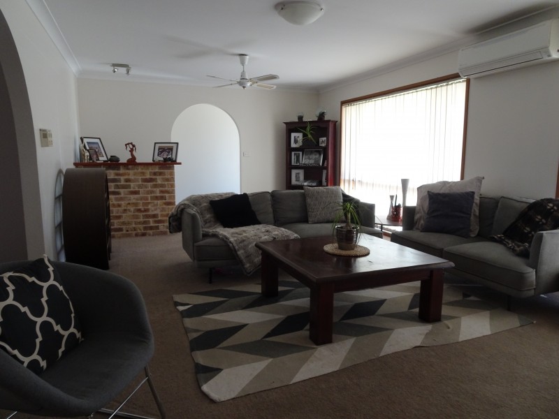 6 Artell Close, Raymond Terrace NSW 2324
