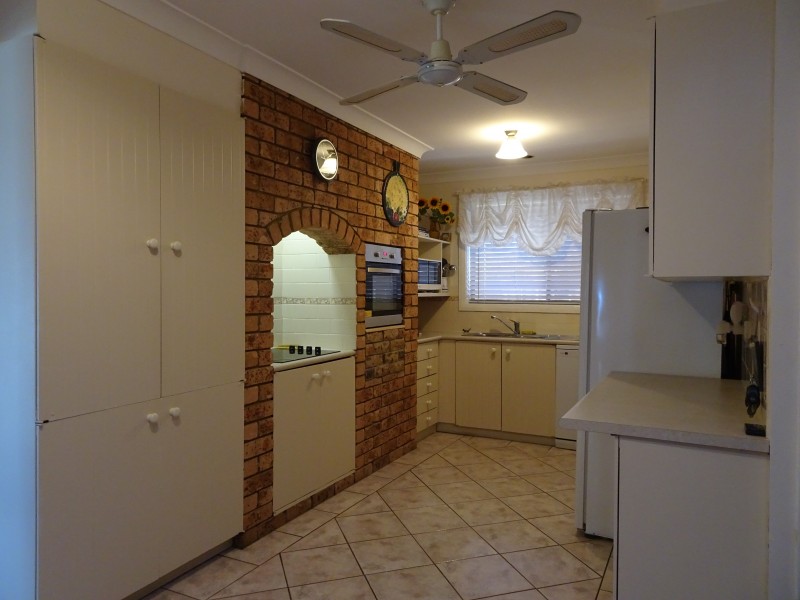 4 Artell Close, Raymond Terrace NSW 2324