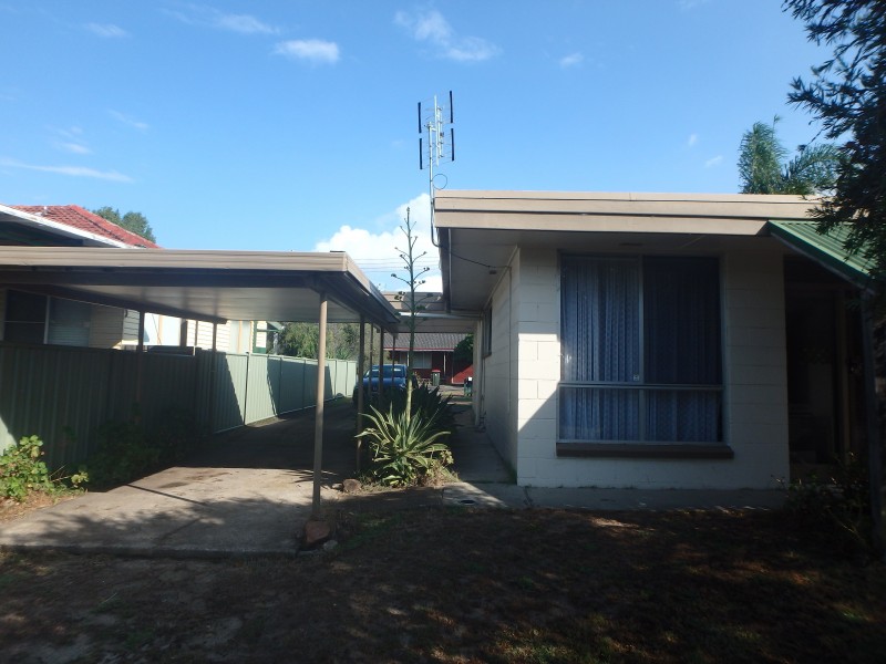 2/13 Meredith Crescent, Raymond Terrace NSW 2324