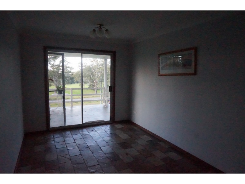 1425 Clarencetown Road, Seaham NSW 2324