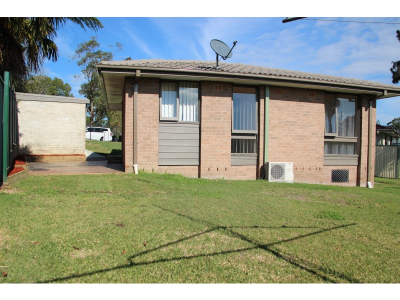 37 Clyde Circuit, Raymond Terrace NSW 2324