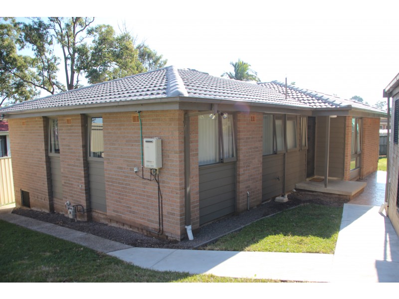 37 Clyde Circuit, Raymond Terrace NSW 2324