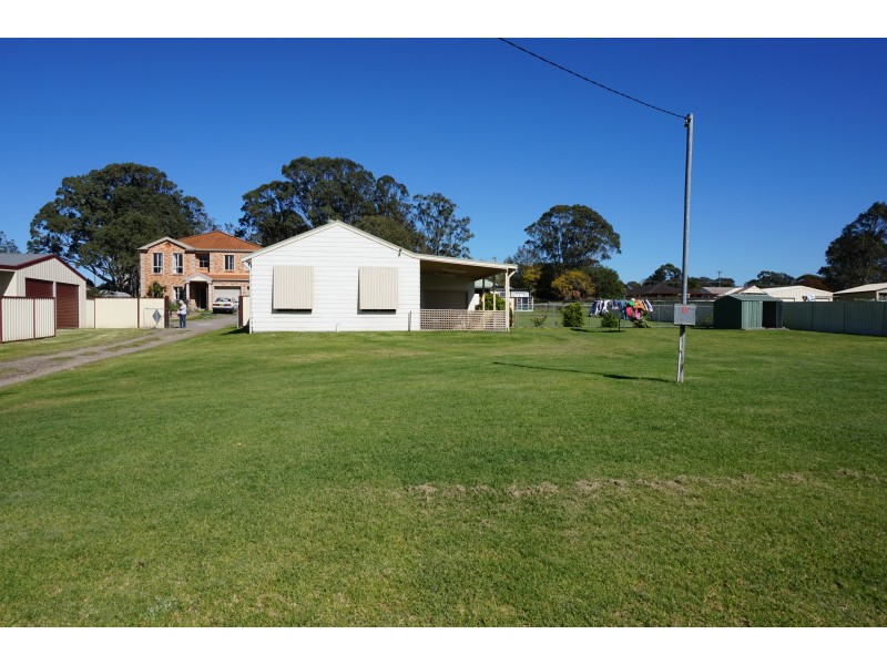 35 Ann Street, Wallalong NSW 2320