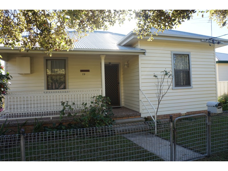 19 Elkin Avenue, Heatherbrae NSW 2324