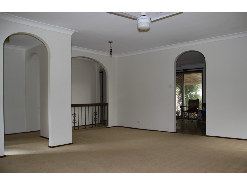 6 Rosemount Drive, Raymond Terrace NSW 2324