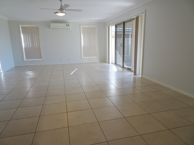 35 Manning Avenue, Raymond Terrace NSW 2324